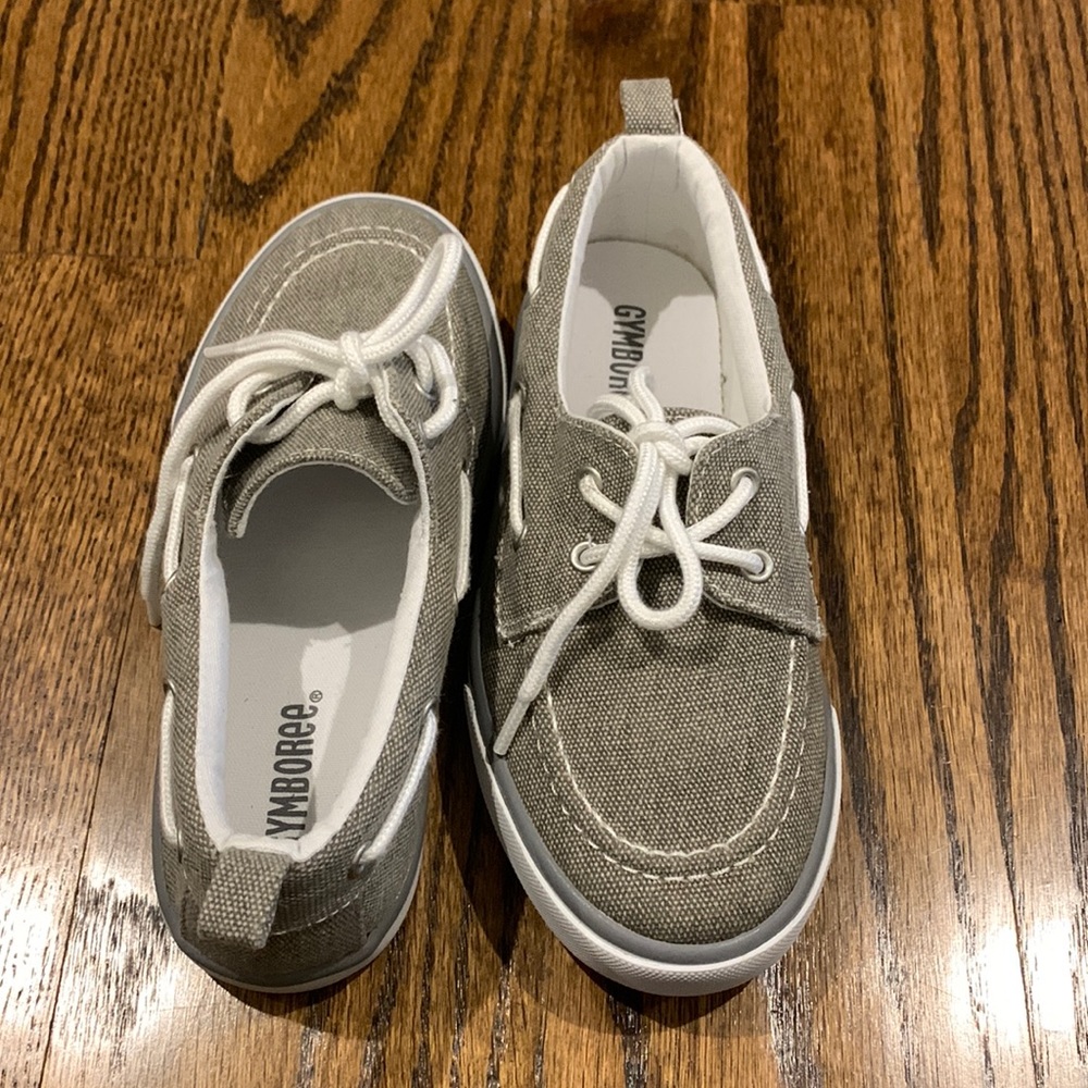 NWT Little Kids Grey Boat Shoes